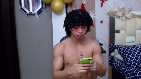 Snapshot of kim_curly_ chatting on 11-15-25, 03:19 KIM online show from 11-15-25, 03:19