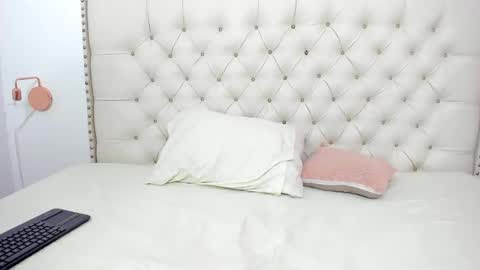 Snapshot of kim_eli chatting on 12-22-24, 07:21 kim_eli online show from 12-22-24, 07:21