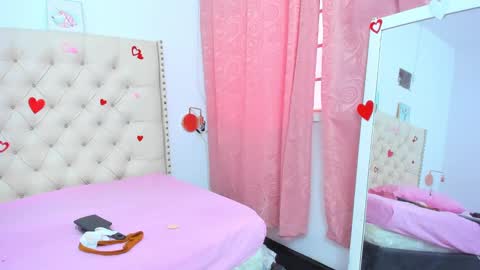 Snapshot of kim_eli chatting on 02-14-25, 08:05 kim_eli online show from 02-14-25, 08:05