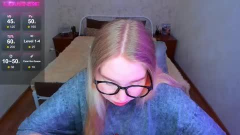 Snapshot of kim_girl_next_door chatting on 02-21-26, 02:51 KIM online show from 02-21-26, 02:51