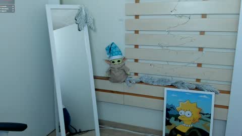 Kim online show from 01-10-25, 05:02