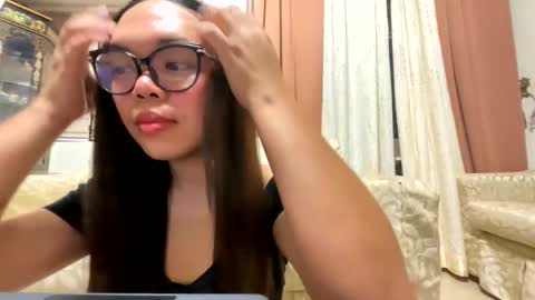 KYLIE online show from 04-10-26, 04:12