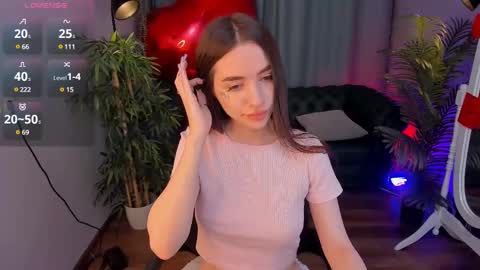 Snapshot of kim_lyn chatting on 02-16-25, 06:10 KIM online show from 02-16-25, 06:10