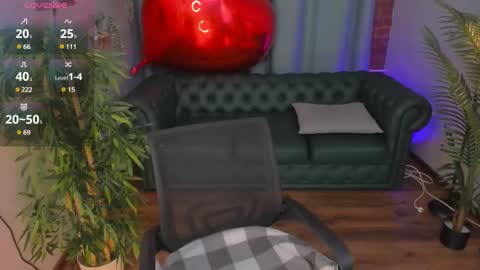 Snapshot of kim_lyn chatting on 02-26-25, 08:59 KIM online show from 02-26-25, 08:59