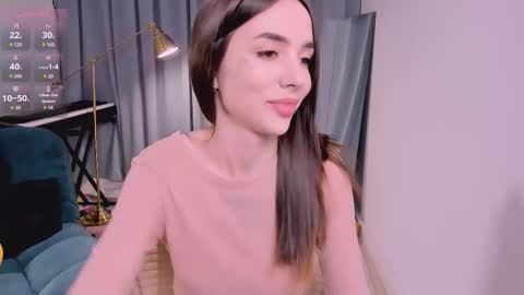 Snapshot of kim_lyn chatting on 11-06-25, 02:07 KIM online show from 11-06-25, 02:07