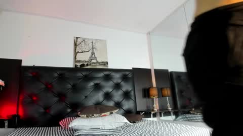 Kim Marquez online show from 01-13-26, 07:08