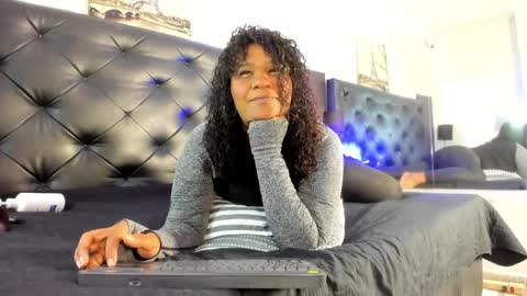 Kim Marquez online show from 04-12-26, 09:09