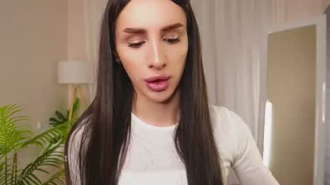 Kim Oberlin online show from 12-03-25, 04:16