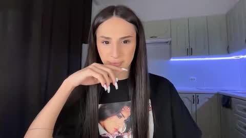 Kim Oberlin online show from 03-03-26, 02:01