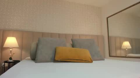 Snapshot of kim_spencer chatting on 09-21-25, 12:29 Kim online show from 09-21-25, 12:29