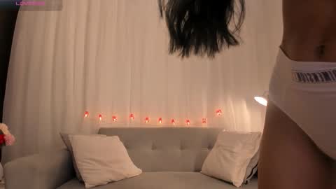 Kim online show from 12-21-25, 03:52