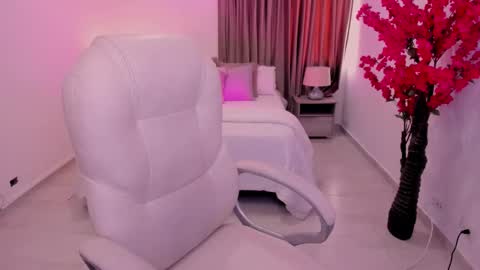 Kim online show from 03-09-26, 07:40