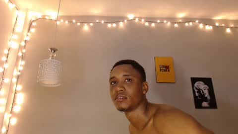 Snapshot of kimandyuk chatting on 12-13-24, 01:37 Kim Yuk online show from 12-13-24, 01:37