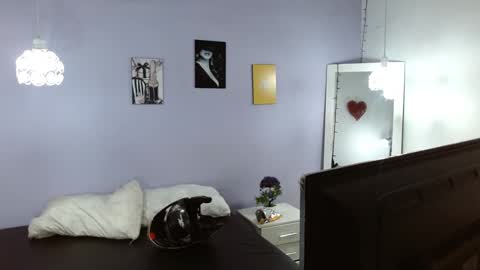 Snapshot of kimandyuk chatting on 01-18-25, 07:48 Kim Yuk online show from 01-18-25, 07:48