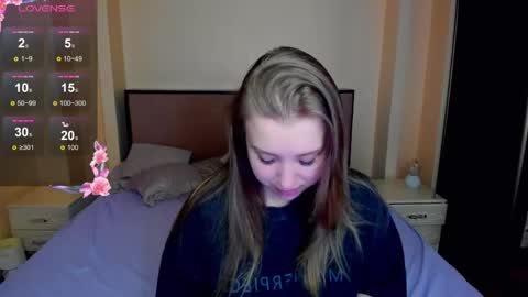 Snapshot of kimberly_mm chatting on 04-19-26, 03:22 kimberly_mm online show from 04-19-26, 03:22