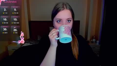 Snapshot of kimberly_mm chatting on 06-19-26, 03:05 kimberly_mm online show from 06-19-26, 03:05