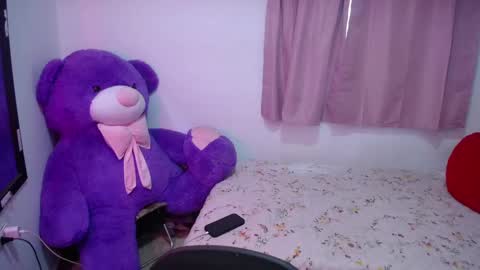 Kim online show from 09-18-25, 11:45