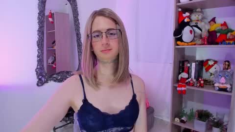 kimberly_thonson online show from 12-17-25, 07:09