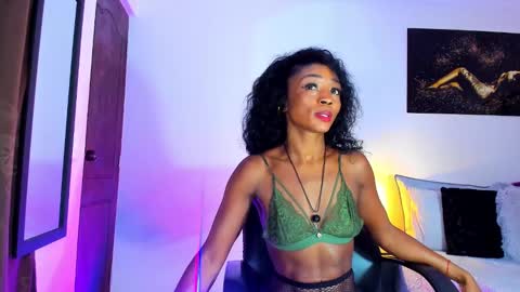 Kimberly Banks online show from 02-27-25, 07:26