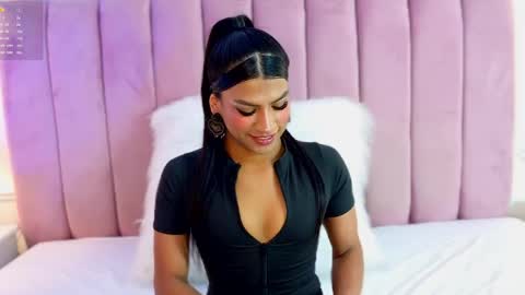 Snapshot of kimberlyn_burbano chatting on 05-22-26, 08:25 Kimberlyn online show from 05-22-26, 08:25
