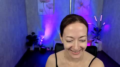 Kimberly online show from 02-18-25, 02:06