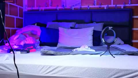 Snapshot of kimberlyreye chatting on 11-16-25, 05:35 kimberlyreye online show from 11-16-25, 05:35