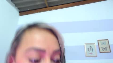 Kim  online show from 02-04-25, 06:49