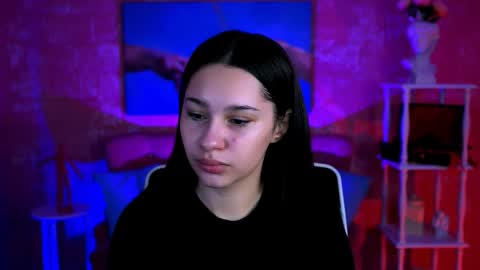 Snapshot of kimclarks chatting on 10-01-25, 09:04 kimclarks online show from 10-01-25, 09:04