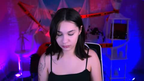 Snapshot of kimclarks chatting on 10-30-25, 12:50 kimclarks online show from 10-30-25, 12:50