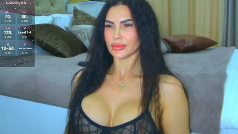 KIm online show from 05-14-26, 03:41