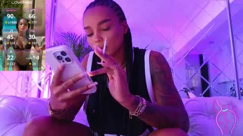 Snapshot of kimibrowny chatting on 09-25-25, 10:08 Kim online show from 09-25-25, 10:08