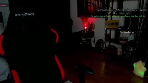 Snapshot of kimilee22 chatting on 02-01-26, 04:49 Wolfs Girl online show from 02-01-26, 04:49