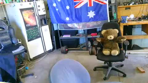 kimintheshed online show from 02-01-26, 01:37