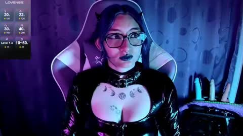   online show from 09-25-25, 01:37