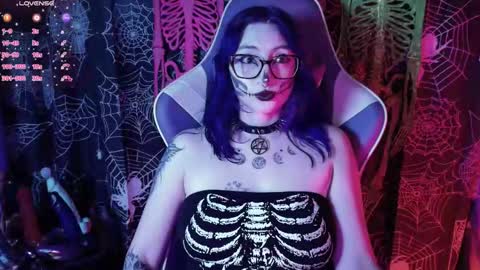 Kim Lennox online show from 03-12-26, 02:12