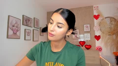 Kim  online show from 02-20-25, 08:03