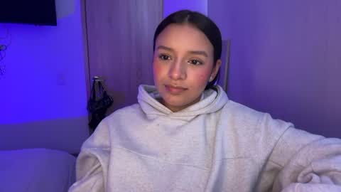 Snapshot of kimmi_foxy chatting on 07-07-26, 03:27 kimmi online show from 07-07-26, 03:27