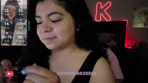 Snapshot of kimmiakiss22 chatting on 07-09-26, 01:53 Kimmi online show from 07-09-26, 01:53