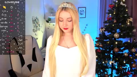 Snapshot of kimmie_shine chatting on 12-24-24, 02:01 Your Kimmie follow me online show from 12-24-24, 02:01