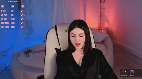 Snapshot of kimmie_shine chatting on 11-03-25, 01:34 Your Kimmie follow me online show from 11-03-25, 01:34