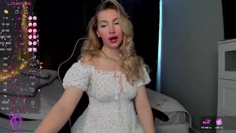 Snapshot of kimmy1_powell chatting on 03-08-25, 03:17 kimmy1_powell online show from 03-08-25, 03:17