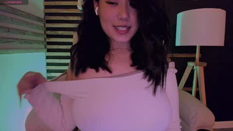 Snapshot of kimmy_chi chatting on 02-05-25, 06:15 Lo online show from 02-05-25, 06:15