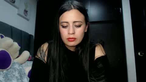 Snapshot of kimmy_one_ chatting on 12-23-24, 02:02 kelly online show from 12-23-24, 02:02