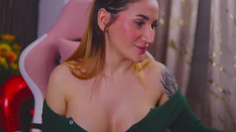 KimSkye online show from 02-15-25, 12:37