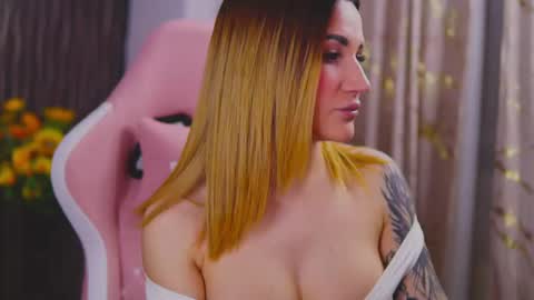 KimSkye online show from 02-22-25, 11:35