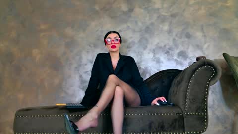 Kim Wilmes online show from 05-16-26, 02:16