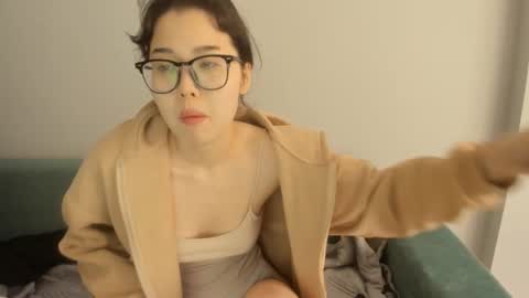 Kimi online show from 03-17-26, 03:22