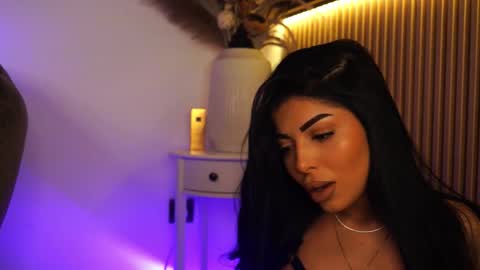 Snapshot of kimybroox chatting on 09-30-25, 08:03 Andreea online show from 09-30-25, 08:03