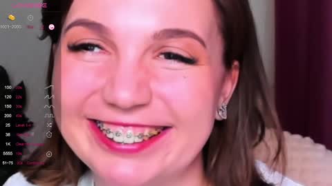 Hazel online show from 03-11-25, 04:32