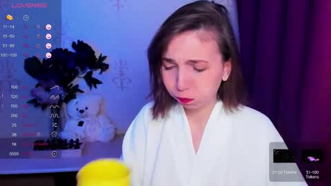 Hazel online show from 02-15-26, 09:33